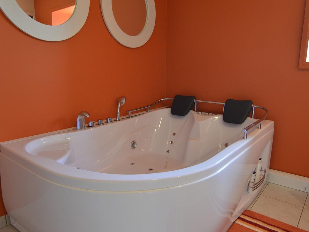 Cozy Holiday Home In Odeigne With Sauna Eksteriør bilde